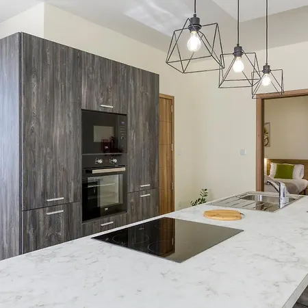 Luxury Beautiful Penthouse With Amazing Views & Ac By 360 Estates Appartement