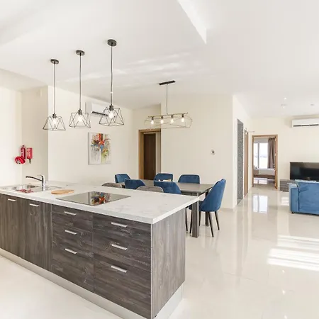 Luxury Beautiful Penthouse With Amazing Views & Ac By 360 Estates * Marsaxlokk