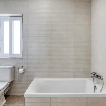 Luxury Beautiful Penthouse With Amazing Views & Ac By 360 Estates Apartmán