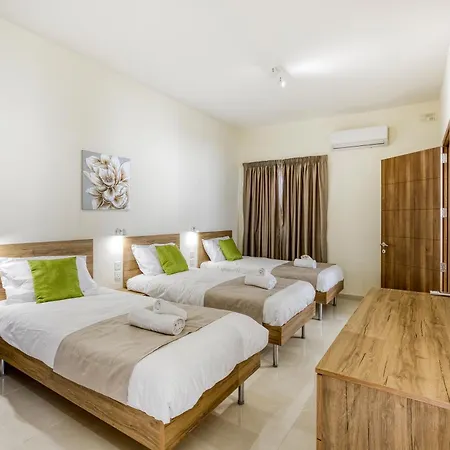 Luxury Beautiful Penthouse With Amazing Views & Ac By 360 Estates * Marsaxlokk