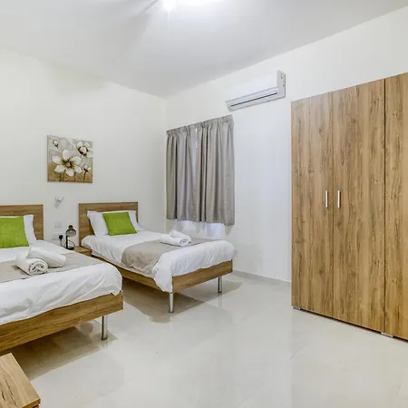 Luxury Beautiful Penthouse With Amazing Views & Ac By 360 Estates * Marsaxlokk