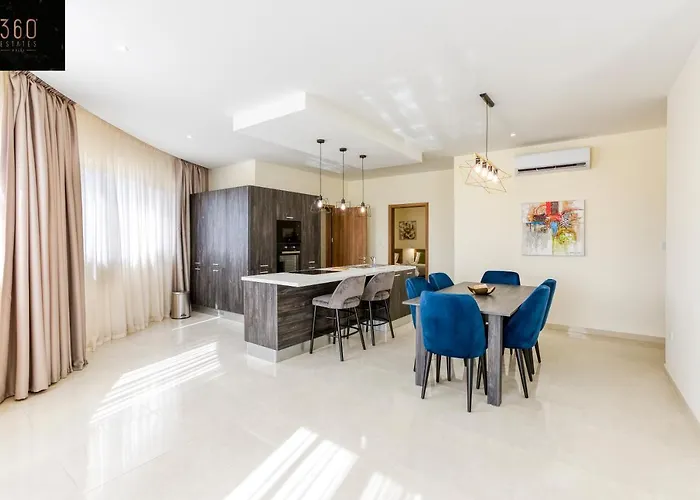 Luxury Beautiful Penthouse With Amazing Views & Ac By 360 Estates * مرسلوك