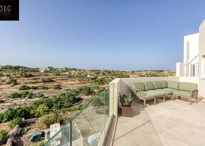 Luxury Beautiful Penthouse With Amazing Views & Ac By 360 Estates Apartament