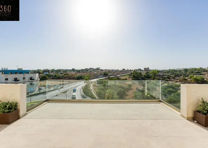 Luxury Beautiful Penthouse With Amazing Views & Ac By 360 Estates Marsaxlokk