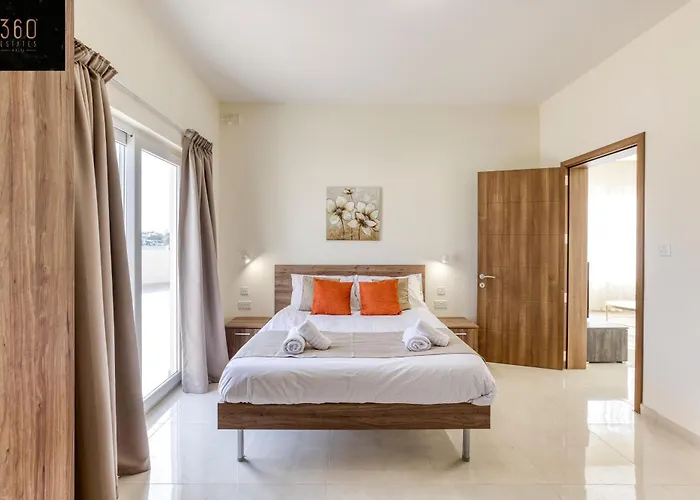 Luxury Beautiful Penthouse With Amazing Views & Ac By 360 Estates Apartament Marsaxlokk