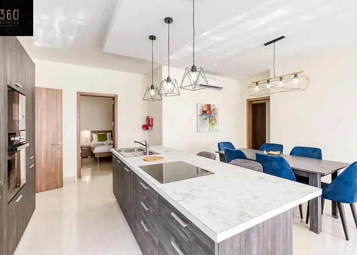 Luxury Beautiful Penthouse With Amazing Views & Ac By 360 Estates * Marsaxlokk
