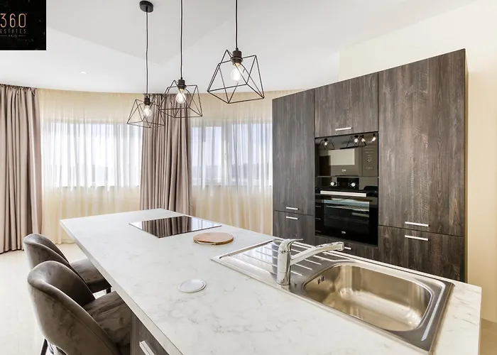 Appartement Luxury Beautiful Penthouse With Amazing Views & Ac By 360 Estates