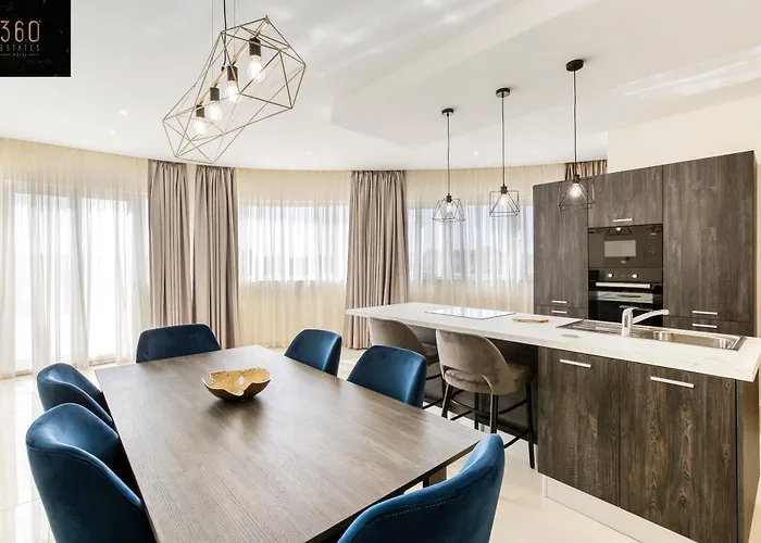 Appartement Luxury Beautiful Penthouse With Amazing Views & Ac By 360 Estates